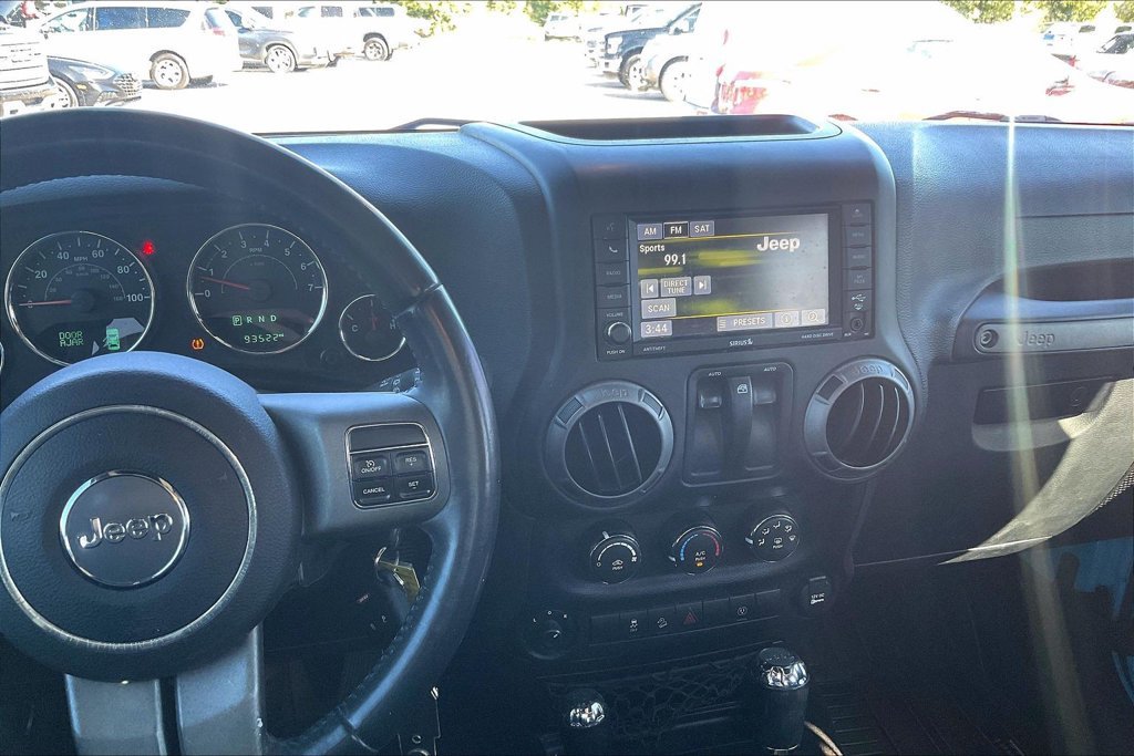 Used 2017 Jeep Wrangler Sport AWD/4WD image 6