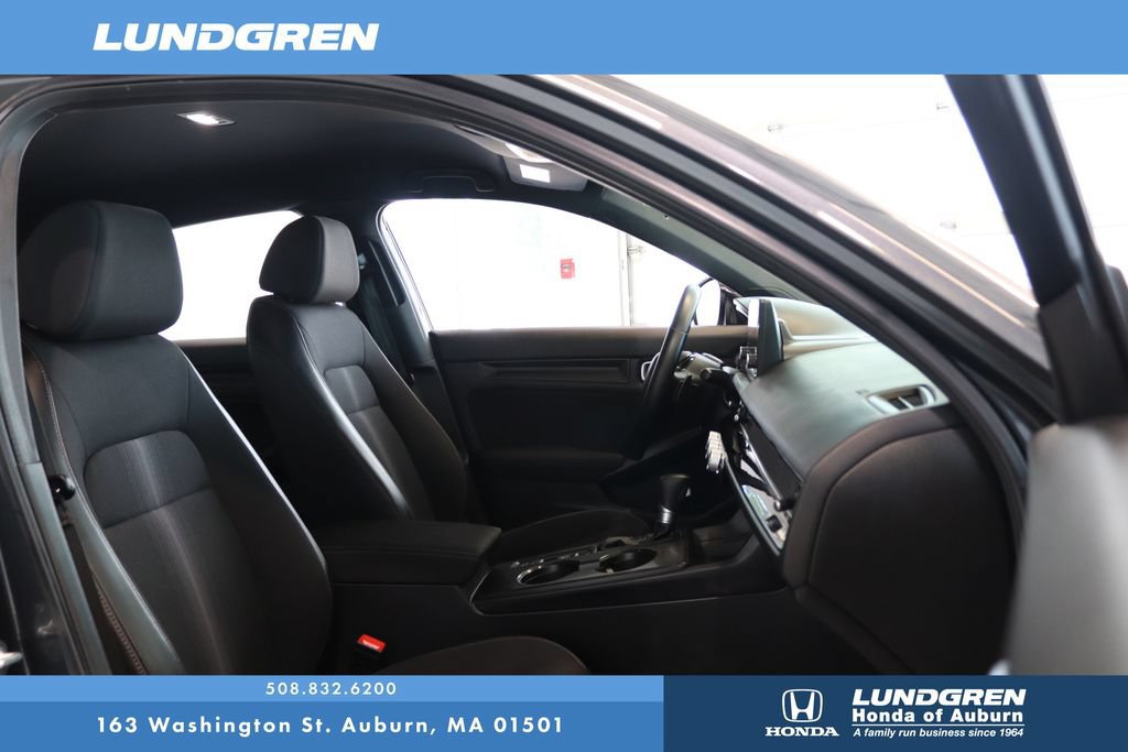 Used 2025 Honda Civic Sport image 16