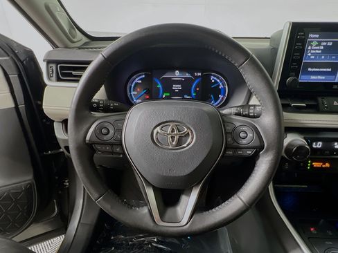 Used 2021 Toyota RAV4 Limited AWD/4WD image 18