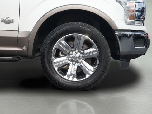 Used 2018 Ford F150 King Ranch w/ Equipment Group 601A Luxury AWD/4WD image 4