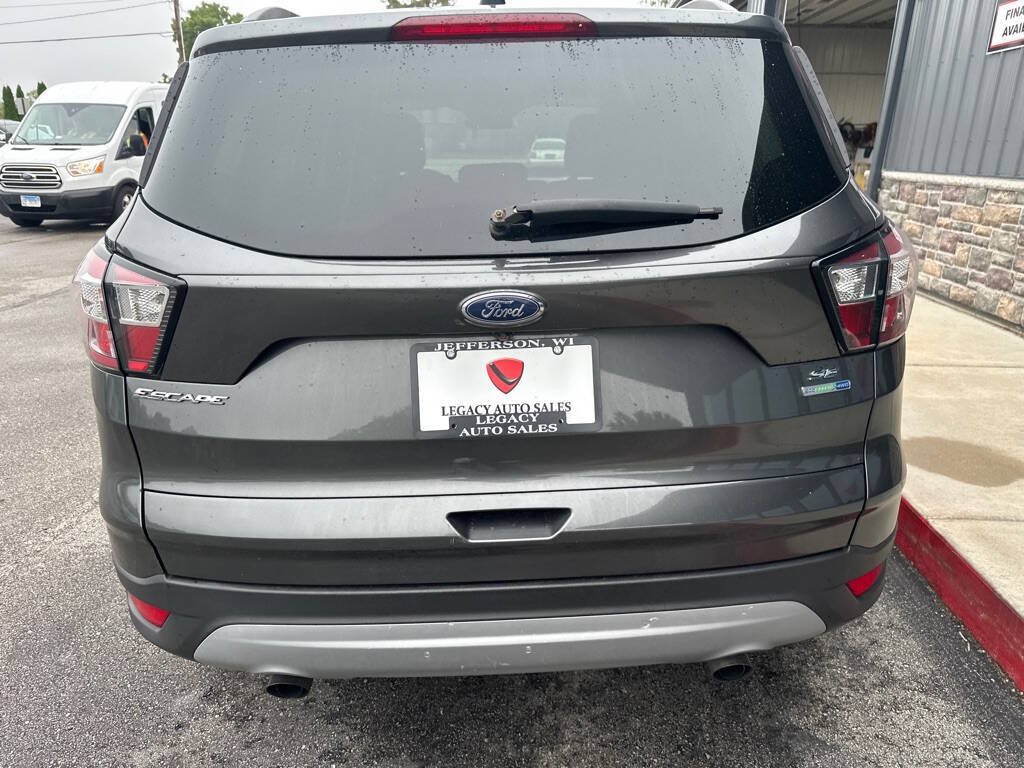 Used 2018 Ford Escape SE AWD/4WD image 4