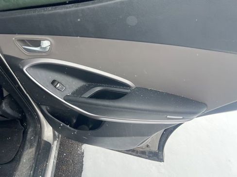 Used 2016 Hyundai Santa Fe Sport image 20