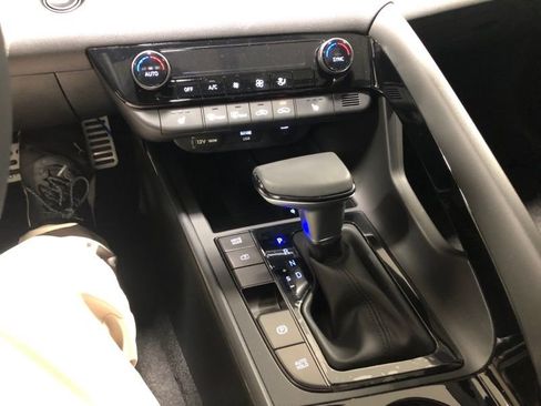 New 2026 Hyundai Elantra SEL Sport Premium FWD image 29