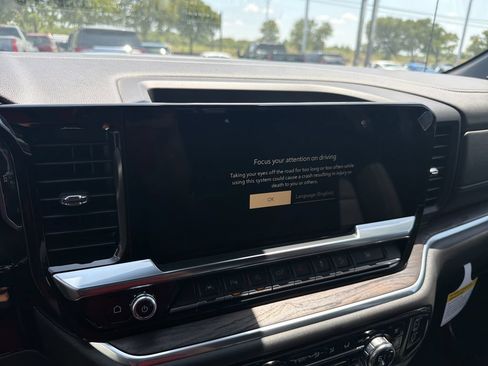 New 2026 GMC Sierra 1500 SLT AWD/4WD image 27