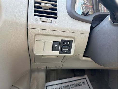 Used 2010 Toyota Corolla LE image 43