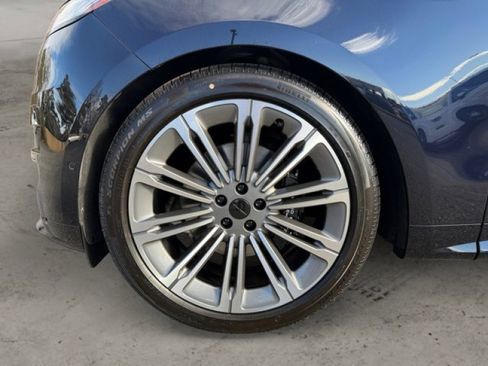 New 2026 Land Rover Range Rover Sport Dynamic SE image 9