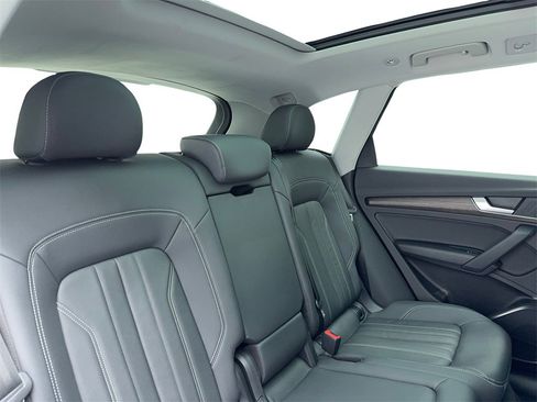 Used 2022 Audi Q5 2.0T Premium image 49