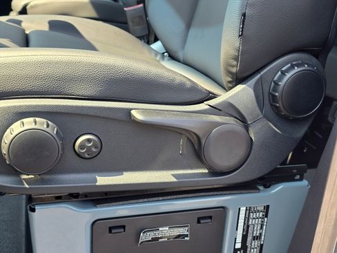 New 2026 Mercedes-Benz Sprinter 2500 image 33