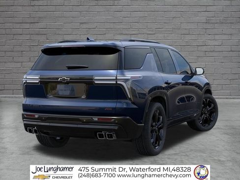 New 2027 Chevrolet Traverse RS w/ LPO, Floor Liner Package AWD/4WD image 4