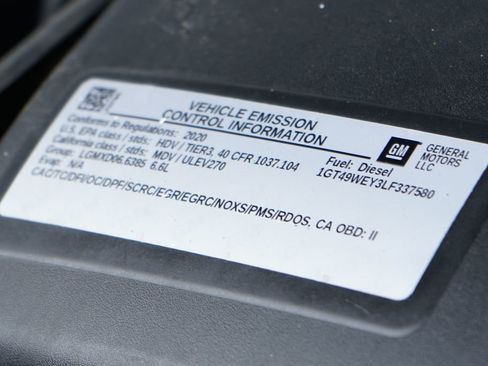 Used 2020 Chevrolet Silverado 2500 LTZ w/ LTZ Convenience Package image 13