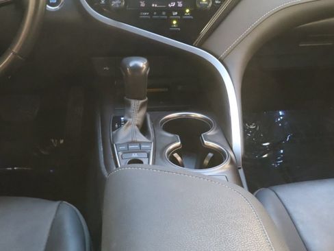Used 2024 Toyota Camry XSE FWD image 32