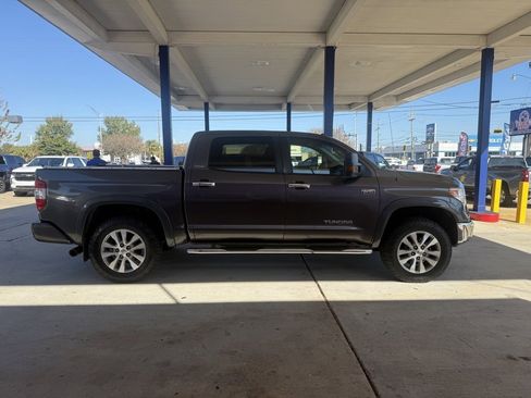 Used 2017 Toyota Tundra Limited image 2