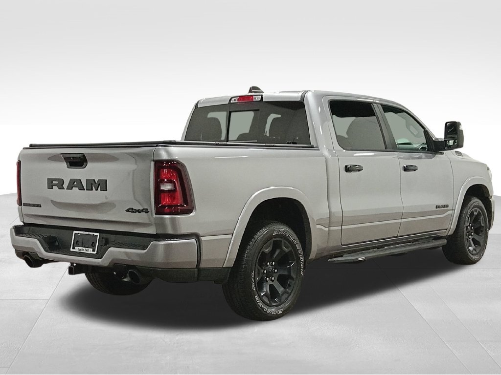Used 2025 RAM 1500 Big Horn AWD/4WD image 3