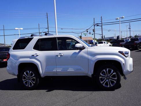 New 2026 Toyota 4Runner Limited image 4
