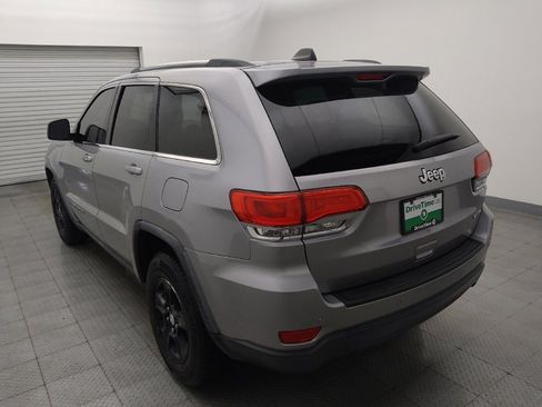 Used 2017 Jeep Grand Cherokee Laredo w/ Quick Order Package 2BE RWD image 5