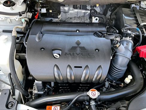 Used 2017 Mitsubishi Lancer ES FWD image 35