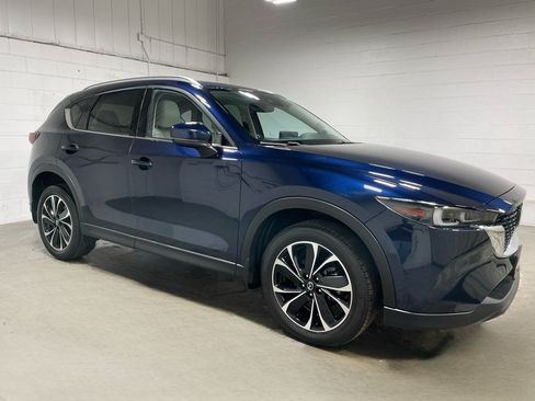 Used 2023 MAZDA CX-5 AWD 2.5 S w/ Premium Plus Pkg image 3