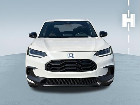 Used 2024 Honda HR-V Sport image 3
