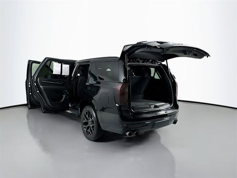 Used 2021 GMC Yukon Denali image 33