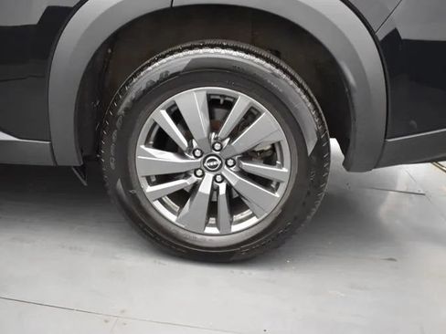 Used 2024 Nissan Pathfinder SV FWD image 35
