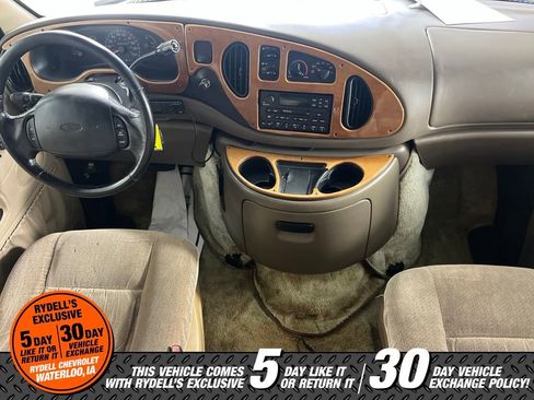 Used 1999 Ford E-150 and Econoline 150 RWD image 13