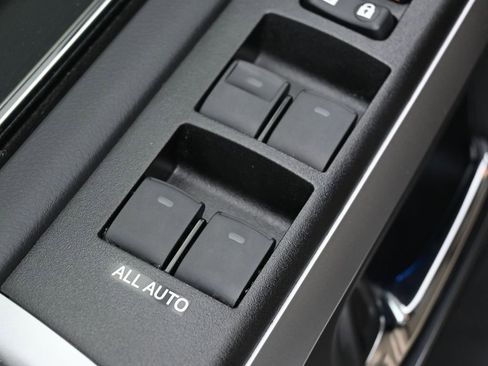 Used 2023 Toyota 4Runner Limited image 16