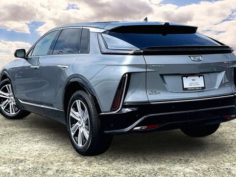 Certified 2024 Cadillac Lyriq Tech w/ Driver Assist Package AWD/4WD image 4