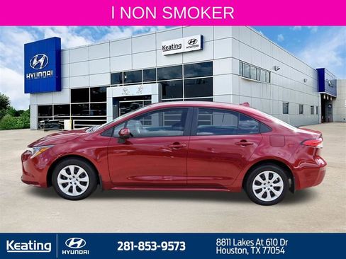 Used 2025 Toyota Corolla LE image 8