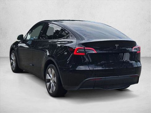 Used 2023 Tesla Model Y Long Range AWD/4WD image 7