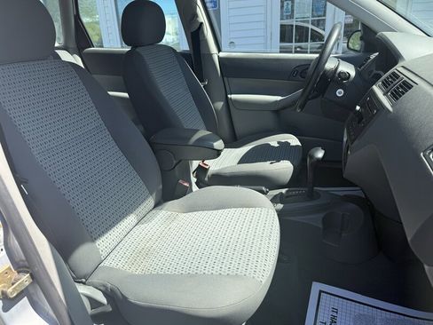 Used 2005 Ford Focus SE image 15