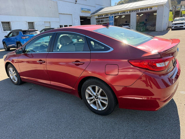 Used 2016 Hyundai Sonata SE FWD image 3
