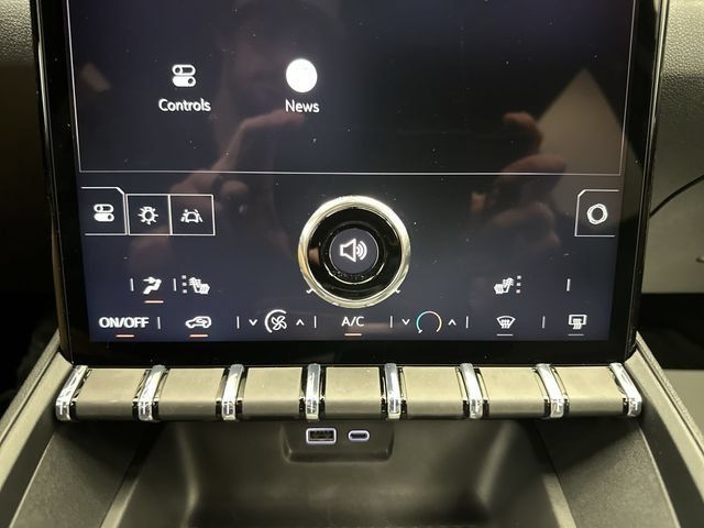 New 2026 GMC Terrain Elevation w/ LPO, Floor Liner Package AWD/4WD image 17
