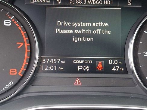 Used 2023 Audi Q5 2.0T Premium w/ Convenience Package image 13