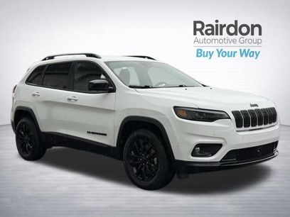 Used 2023 Jeep Cherokee Altitude Lux
