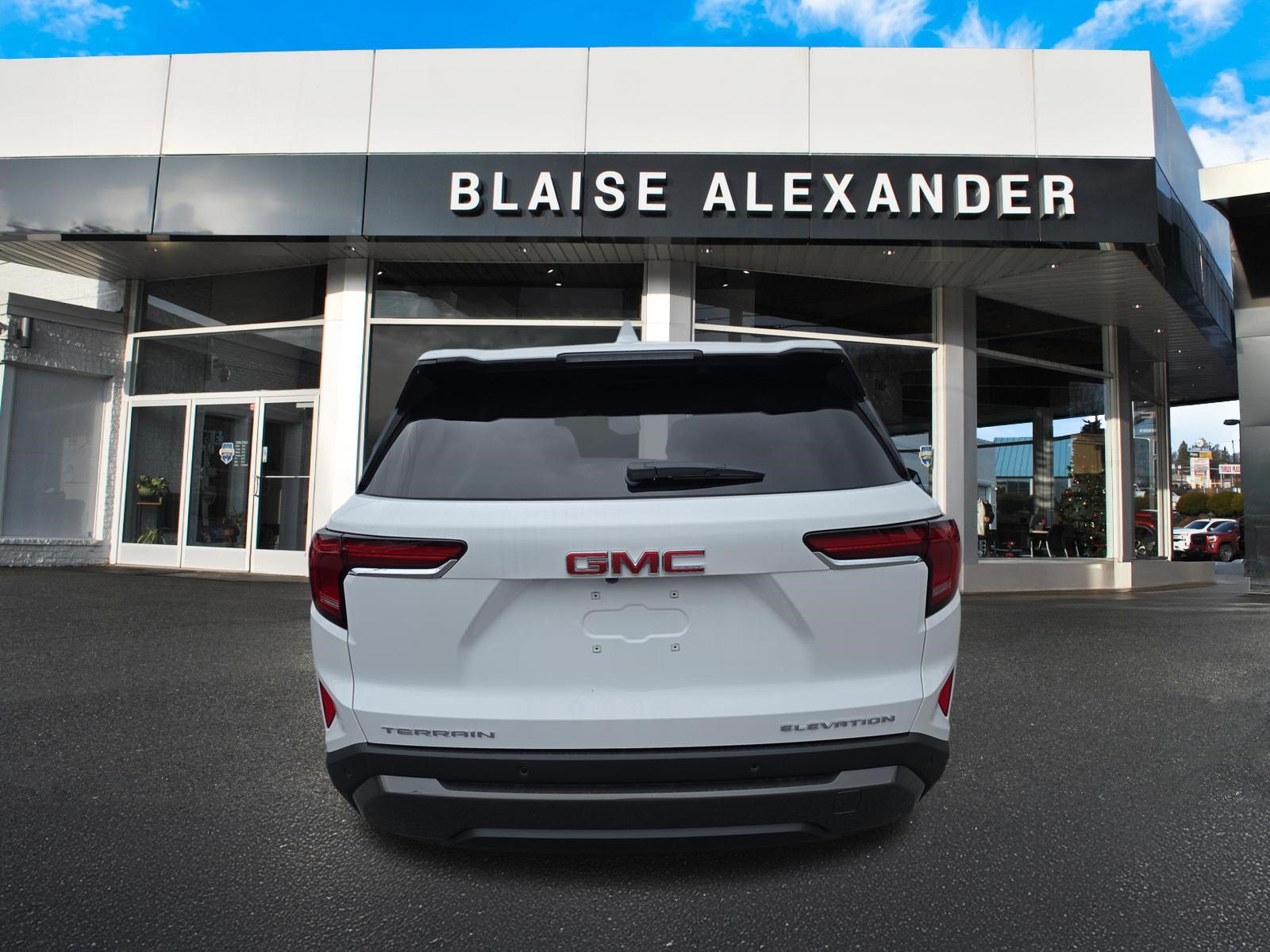 New 2027 GMC Terrain Elevation FWD image 4