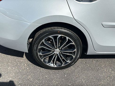 Used 2016 Toyota Corolla S FWD image 11