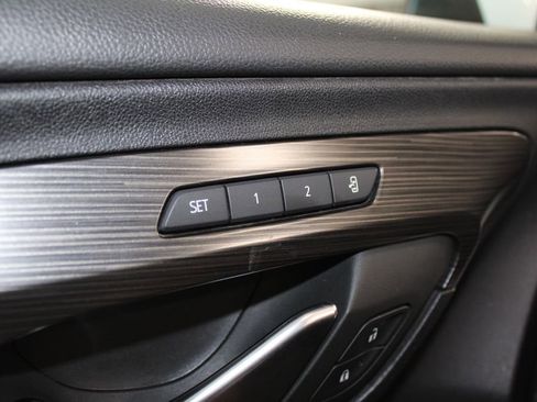 Used 2024 GMC Terrain SLT image 42