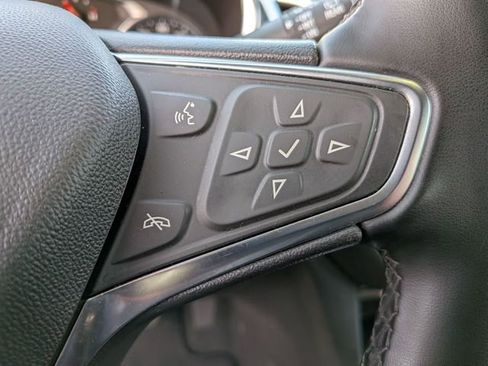 Used 2024 Chevrolet Equinox LT image 18