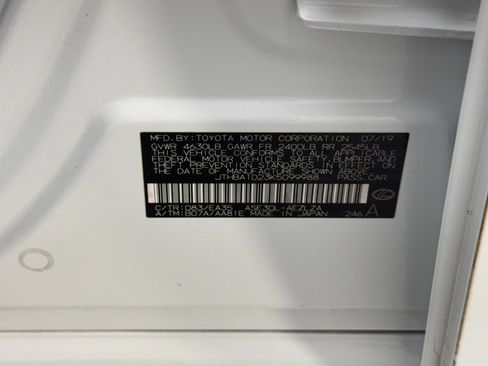 Used 2019 Lexus IS 300 F Sport w/ F Sport Package image 44