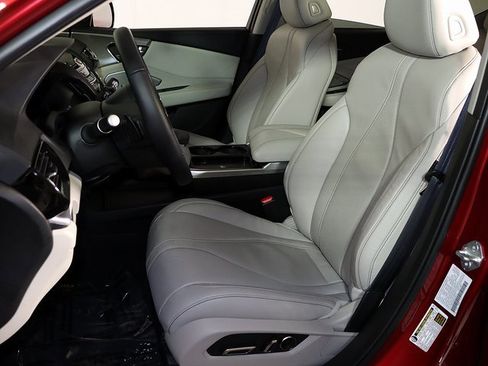 Certified 2025 Acura RDX w/ Technology Package image 4