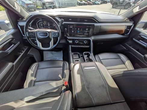 Used 2024 GMC Sierra 2500 Denali w/ Denali Reserve Package AWD/4WD image 32