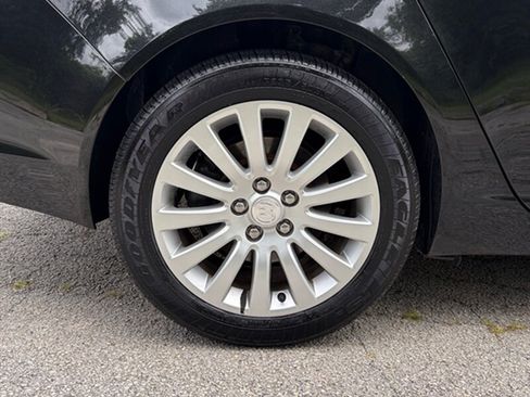 Used 2013 Buick Regal Premium FWD image 28
