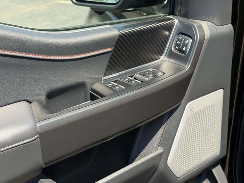 Used 2025 Ford F150 Raptor AWD/4WD image 18