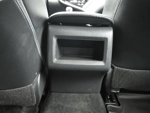 Used 2020 Toyota Camry SE w/ Sunroof Package FWD image 35