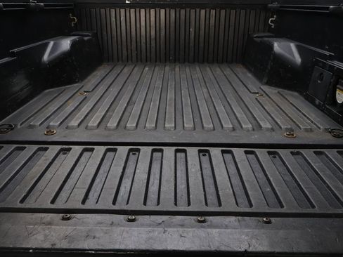 Used 2019 Toyota Tacoma TRD Sport AWD/4WD image 13