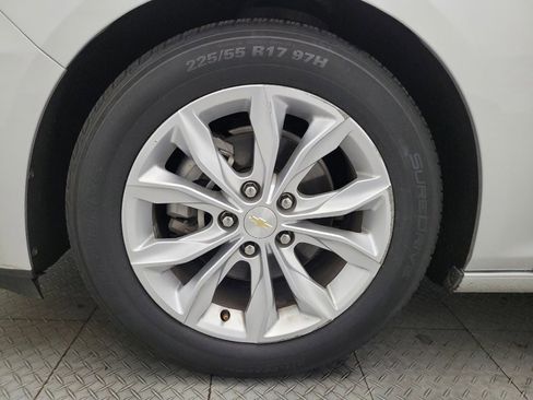 Used 2021 Chevrolet Malibu LT image 31