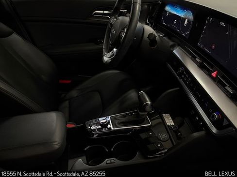 Used 2023 Kia Sportage SX FWD image 29