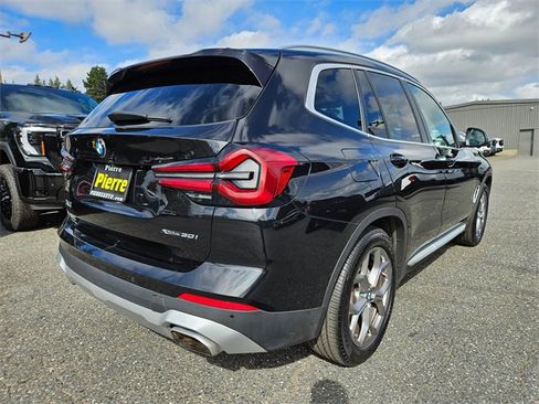 Used 2023 BMW X3 xDrive30i image 4