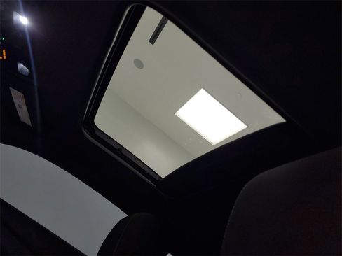 Used 2023 Chevrolet Camaro LT w/ RS Package image 24