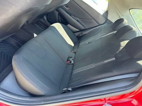 Used 2023 Hyundai Elantra SEL w/ Convenience Package FWD image 14